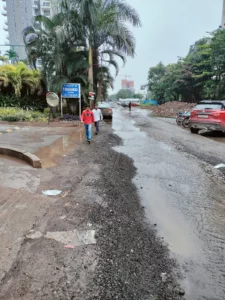 Balewadi Residents Troubled By Constant Flowing of Drainage Water
