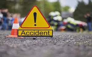 35-year-old woman dies after speeding truck collides with vehicle in Kharadi