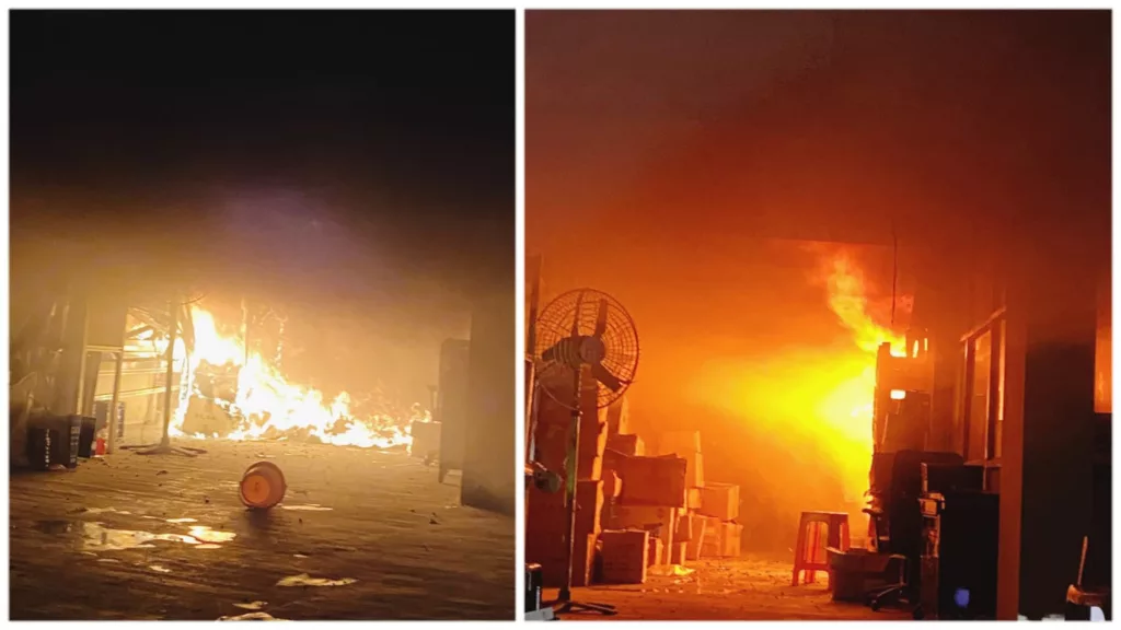 Fire Breaks Out In Godown in Wadki