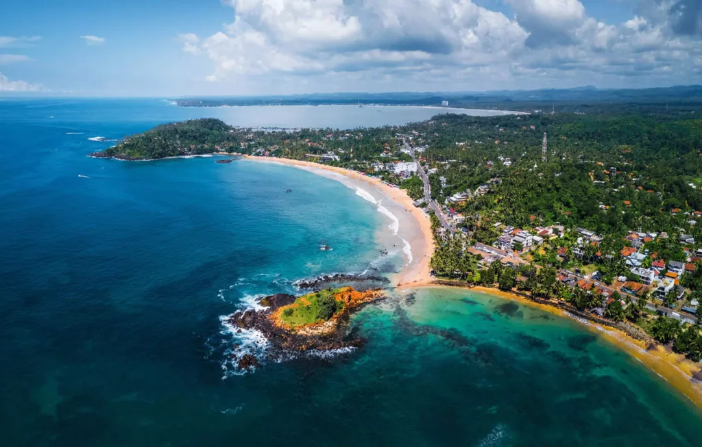 Sri Lanka announces visa-free entry for Indian tourists. Read For More Details.