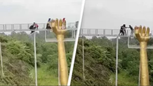 Pune Pulse Famous Glass bridge breaks in Indonesia ; One tourist dies 