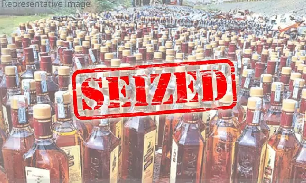 LCB Seizes Rs 69.60 Lakh Worth of Goa-Made Foreign Liquor and Truck on Mumbai-Goa National Highway in Sindhudurg