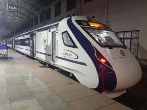 Pune Pulse Second Vande Bharat Express runs with 80 percent occupancy