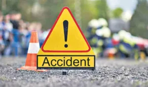 Pune News : Drunk driver hits 3 people near Dapodi ; police register case