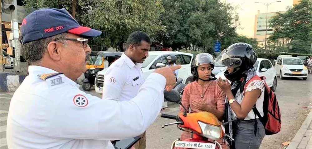 Pune Traffic Police Takes Action Against 230 Motorist For Driving From Wrong Side
