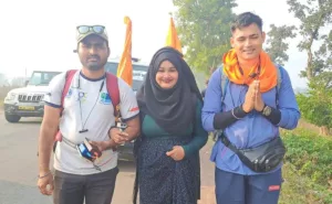 Breaking barriers: A Muslim woman walking from Mumbai to Ayodhya on foot.