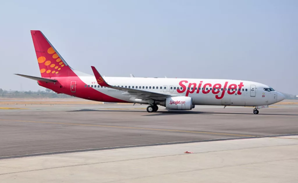 SpiceJet to Lay Off 1,400 Employees to Cut Costs