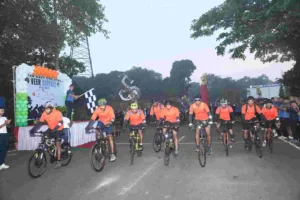 Veer Shivaji Cyclothon Flagged Off From INS Shivaji 