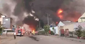 Massive fire at a chemical factory in Navi Mumbai;