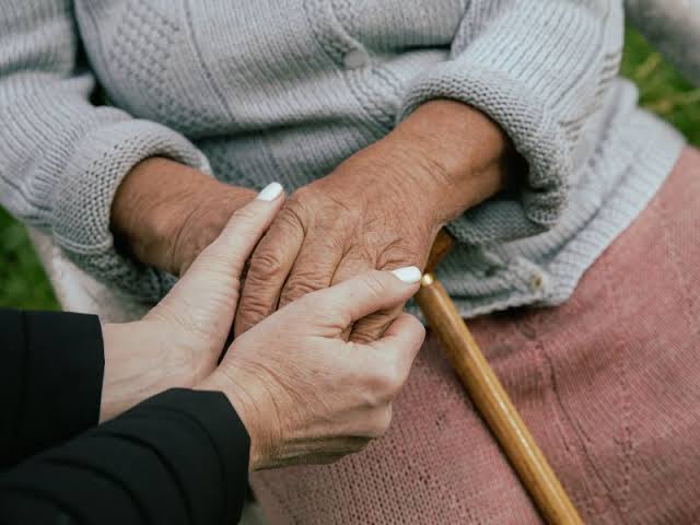 Winter care tips for the elderly in your home