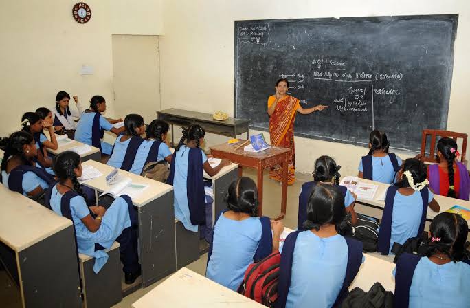Pune News : Salary distribution among primary school teachers in PMC marred by confusion