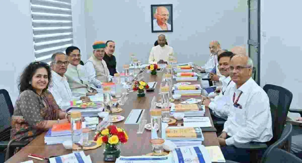 Former president Ramnath Kovind invites suggestions from public on ‘One Nation, One Election’