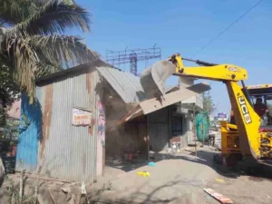 Encroachments removed near Shedge vasti from Mahalunge to MIDC circle