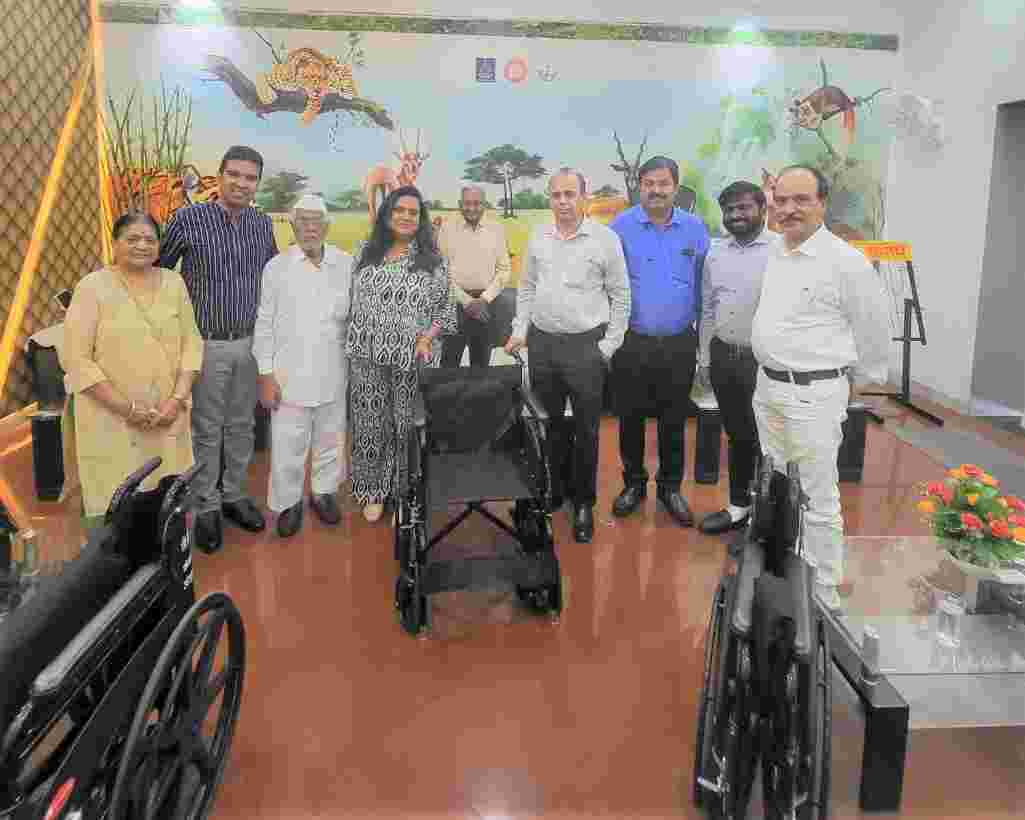 Pune : Donors Contribute Wheelchair to Benefit Railway Commuters at Pune Railway Station