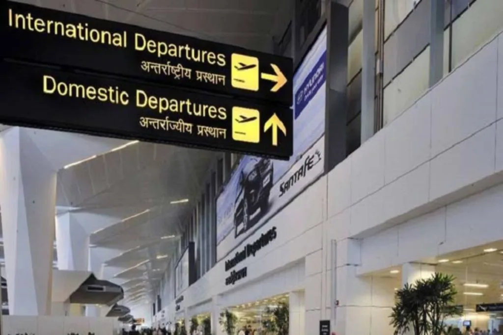 No flights from Delhi airport till Jan 26 ahead of Republic Day celebrations ; Read in detail here. 