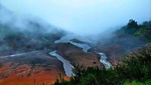 Ooty Shivers: Record-Breaking Cold Snap with Lowest Winter Temperature at 0.8°C