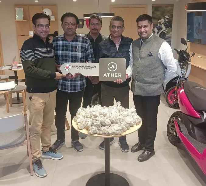 Jaipur Man purchases Ather E-scooter with ₹10 coins, Ather CEO Tarun Mehta shares amusing incident