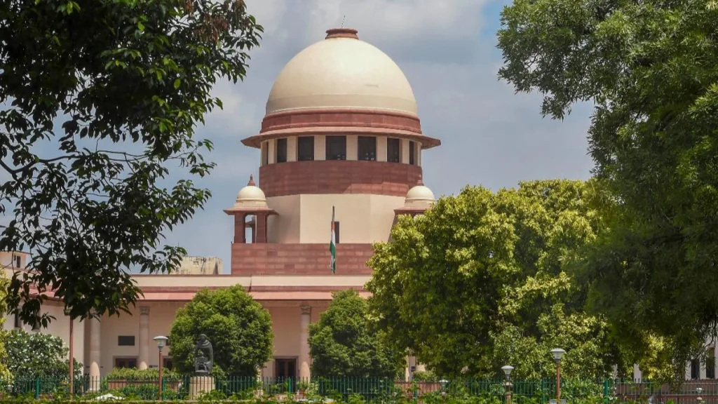Supreme Court Urges Centre to Standardize Hospital Treatment Charges or Enforce CGHS Rates