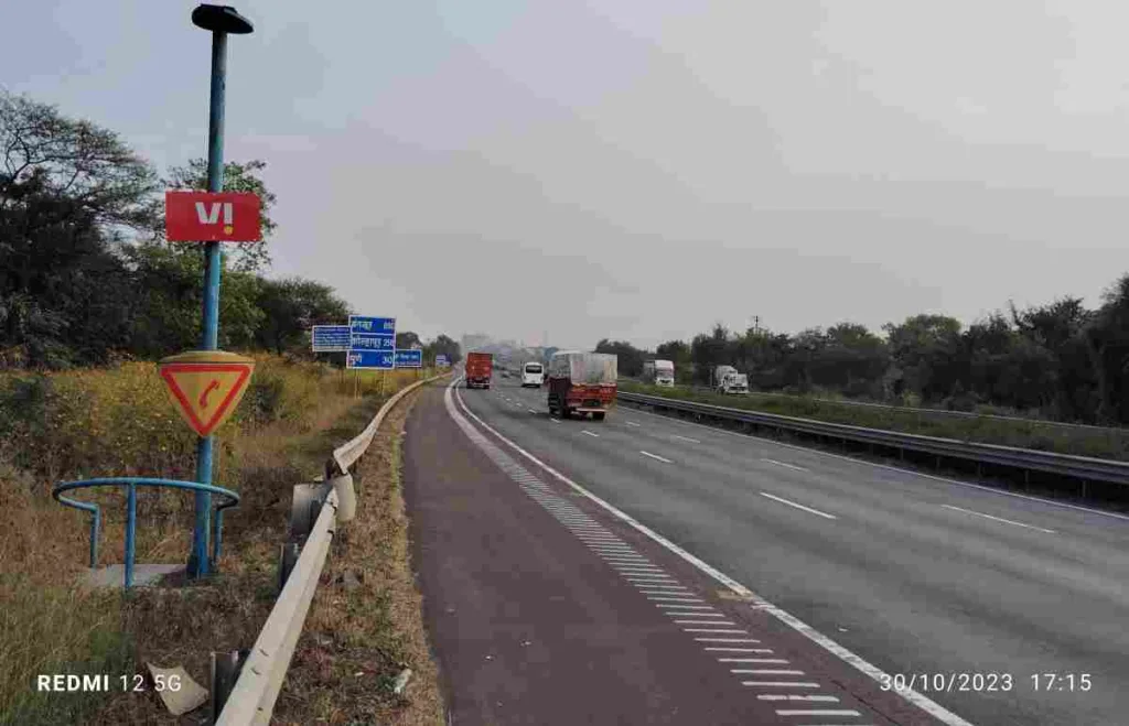 Mumbai-Pune Expressway gets Emergency Calling Booths, Vi Partners with MSRDC