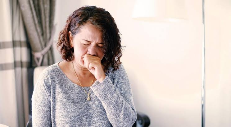 All about 100-Day cough symptoms. Know more here. 