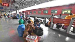 Pune Division earned Rs. 2.14 crore from ticketless passengers and unbooked luggage in March 2024