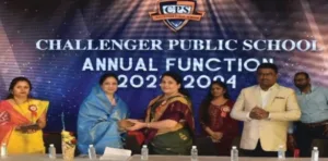Pune : Annual function of Challenger Public School celebrated with great enthusiasm