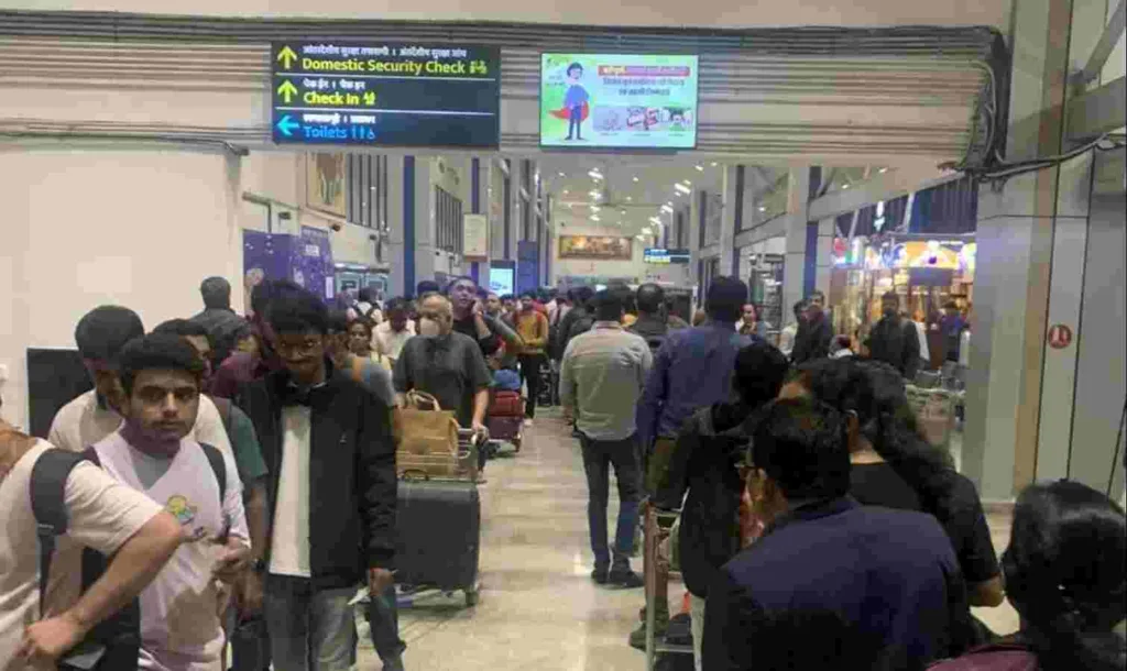 Pune ranks 9th among busiest airports; 80 lakh flyers travel in a year