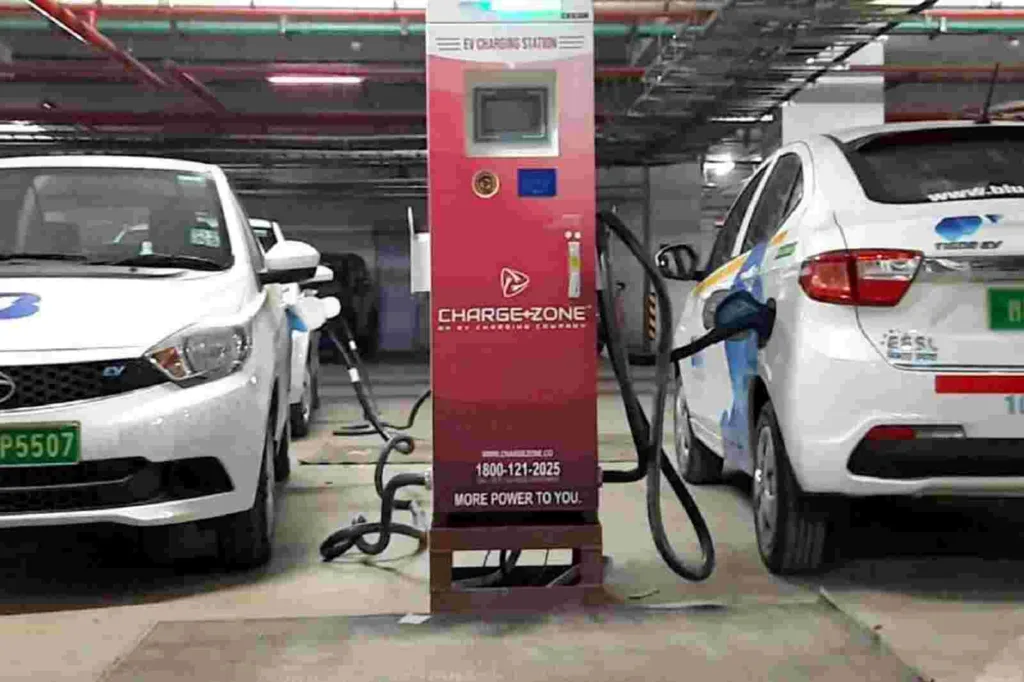Maharashtra and Delhi Take the Lead with Highest Number of EV Charging Stations Nationwide