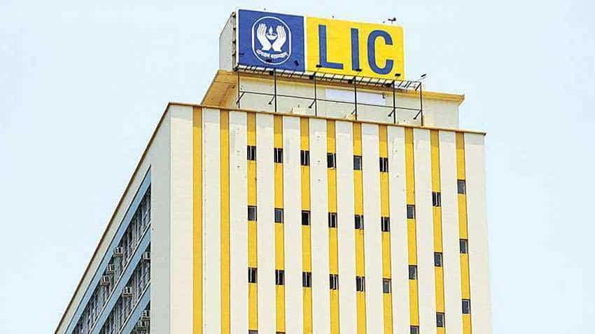 LIC Becomes 5th Most-Valued Indian Firm, Crossing Rs 7 Lakh Crore Market Cap