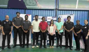 Pune News : 350 people participated in grand badminton tournament held in Bavdhan
