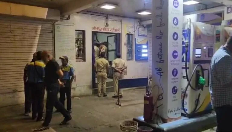 Shocking: Vandalism at petrol pump near PMC HQ in Shivajinagar