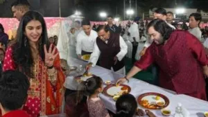 Mukesh Ambani's Family Serve Food at Anant Ambani-Radhika Merchant's Pre-Wedding | Watch