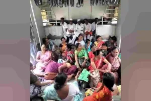 Women Passengers on Pune to Daund DEMU Express Call for Dedicated Coaches in DEMU/MEMU Trains