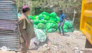 Pune : Rampant garbage dumping irks Kalwad Wasti residents near Pune airport, demand immediate action from PMC