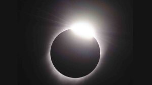 How to watch total solar eclipse on April 8