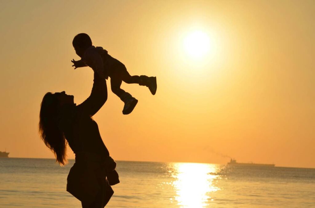 Apex Court Declares 2 Year Childcare Leave With 180 Days Maternity Leave
