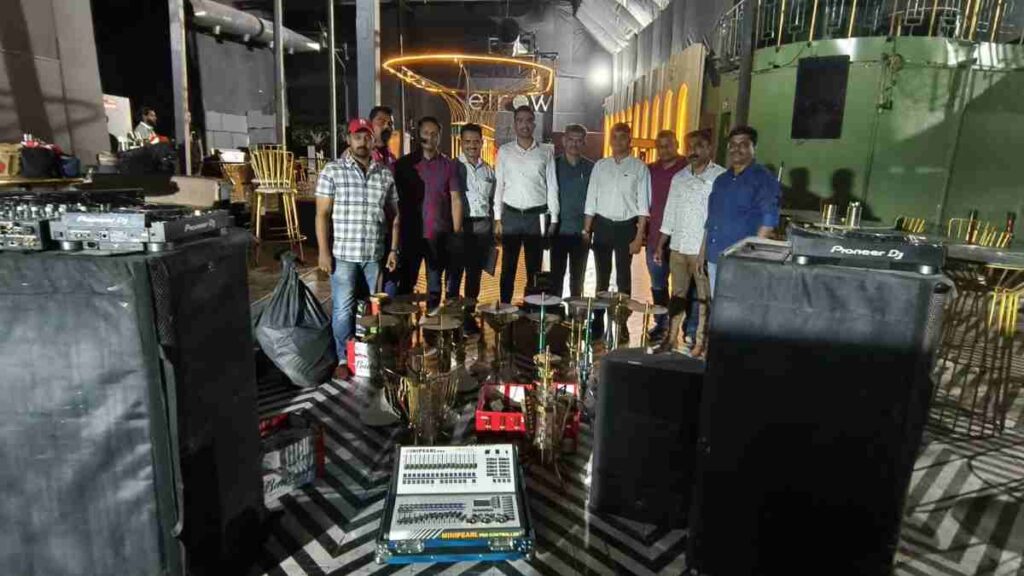 Pune Police Crack Down on Late-Night Pubs And Bars : Goods Worth Rs 29 Lakh Seized