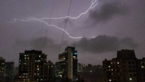 Weather Update : Thunderstorms Expected in Maharashtra, Pune on Yellow Alert