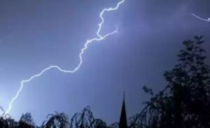 Pune Weather Update: Heavy Thundershowers Cool City; IMD Predicts Thunderstorms till May 14