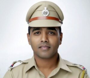 Pune: Sub Inspector Abhijeet Sawant Receives Prestigious DGP Medal for Outstanding Service