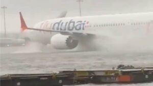 Watch Video : Heavy Rain Causes Chaos in Dubai; Airport Closed, Streets Flooded