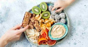 Healthy Snacking at Work for Mindful Eating and Productivity Boost