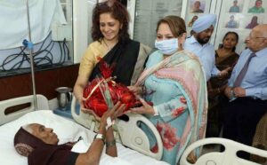 Lt Gen JS Sidana visits Vishranti Palliative Care Centre in Pune
