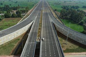 Maharashtra’s First Intelligent Traffic Management System Installed on Mumbai-Pune Expressway