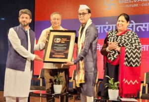 Pune: Nilu Phule award presented to actor Sumit Raghavan