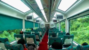 Central Railway's Vistadome Coaches Serve 1.76 Lakh Passengers, Earn Rs 26.50 Crores in 2023-24