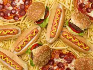 Ultra-Processed Foods Tied to Early Mortality: Decades-Long Study Reveals Alarming Trends