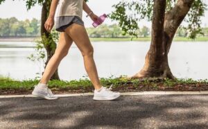 Find Out Why Evening Walks in Summer are Essential for Mental and Physical Well-Being