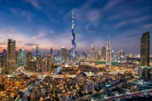 7 Iconic Buildings Around the World: Best Times to Visit and Nearby Attractions