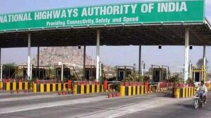 Nitin Gadkari asks officials to work on monthly or annual passes for cars to streamline toll collection